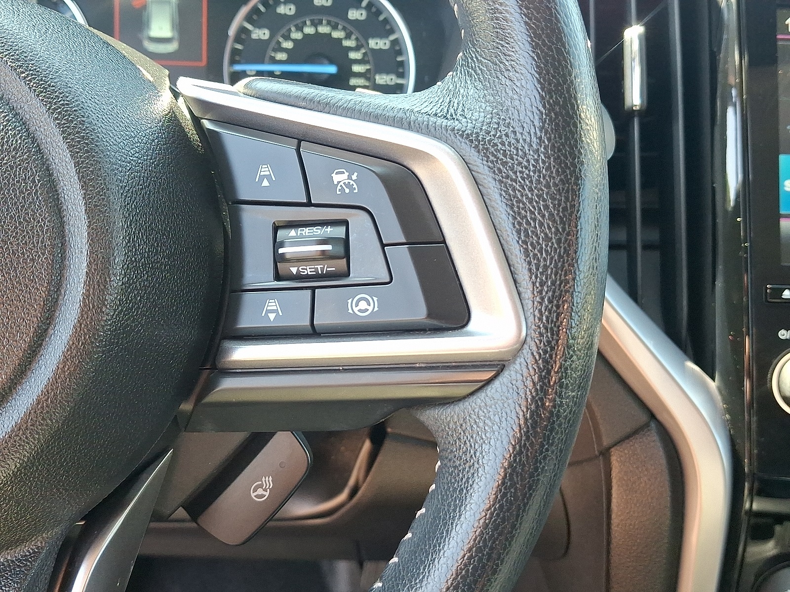 2022 Subaru Ascent Limited photo 23