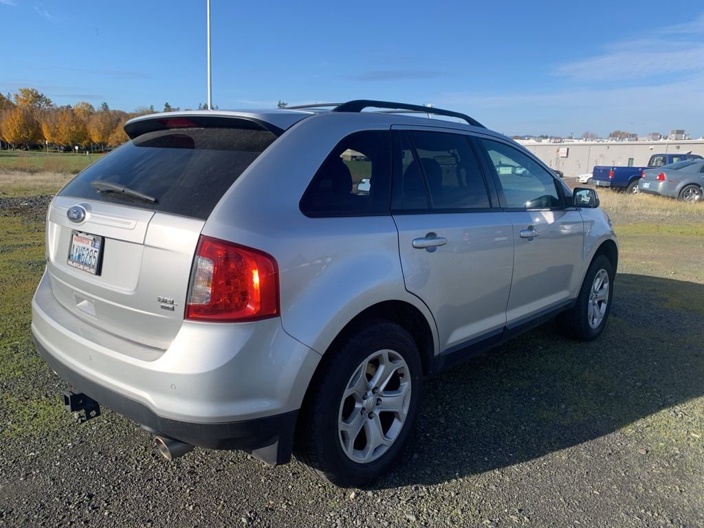 2013 Ford Edge SEL photo 3