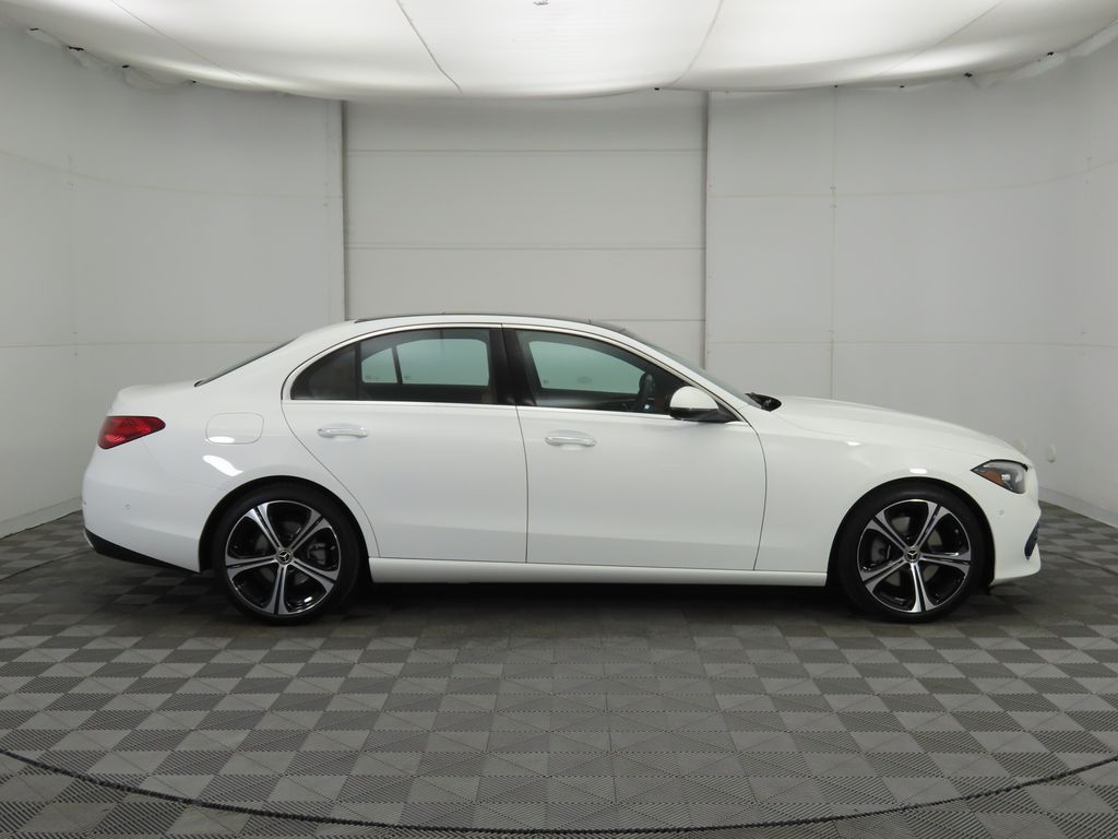 2025 Mercedes Benz C 300 4MATIC photo 4