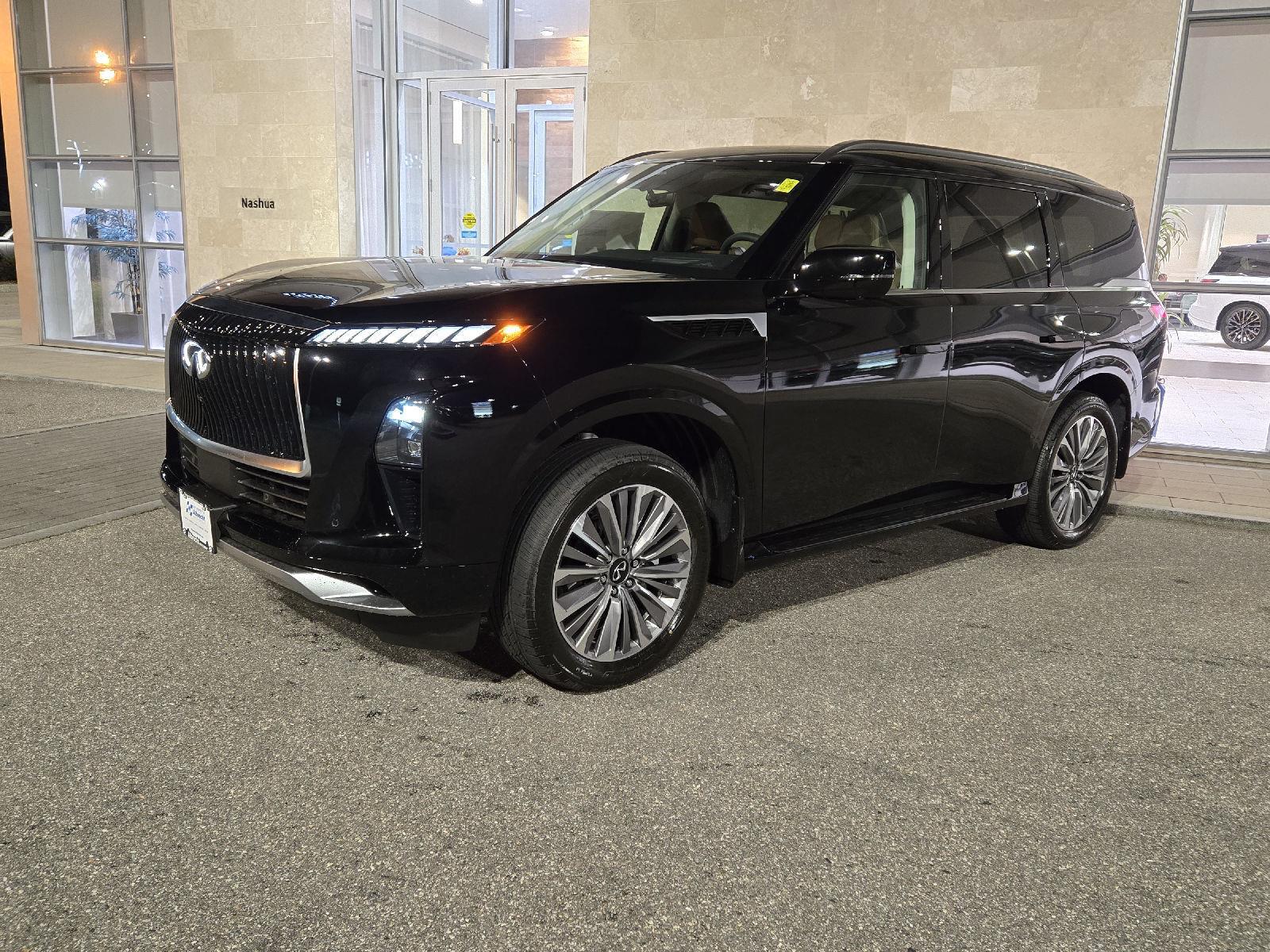 2026 Infiniti QX80 Luxe photo 2