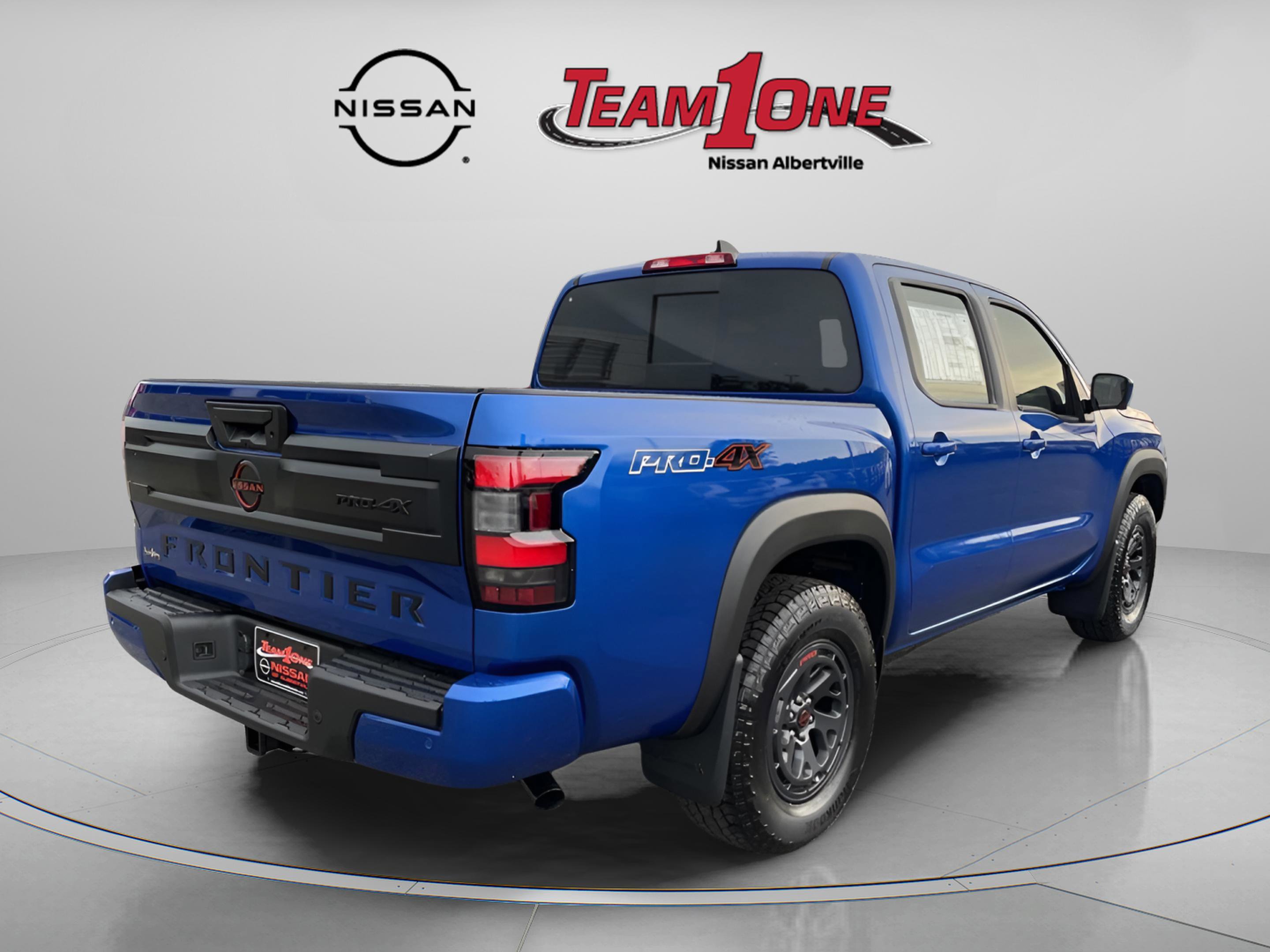 2026 Nissan Frontier PRO-4X photo 5