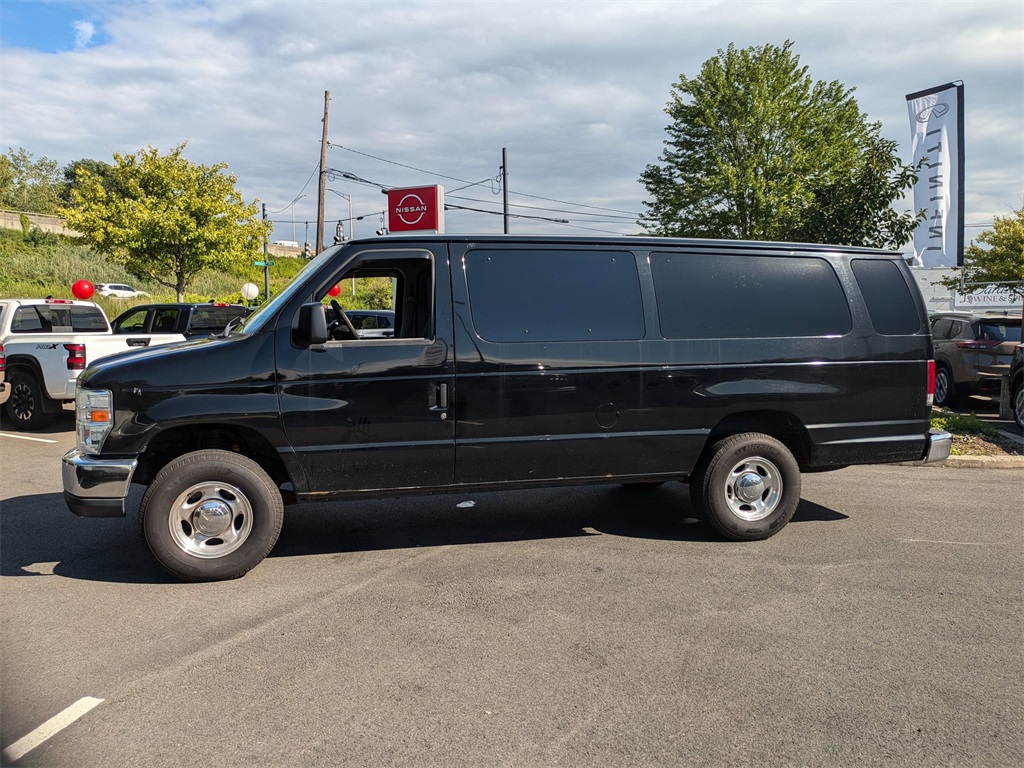 2012 Ford E-350 photo 6