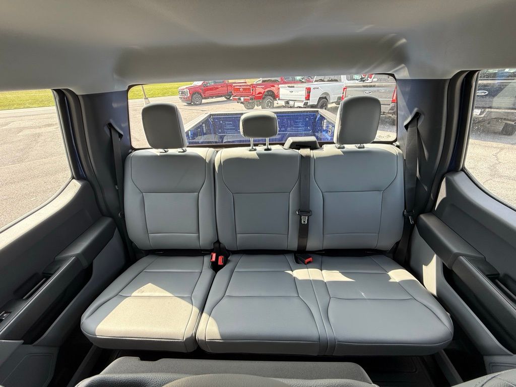 2026 Ford F-350 photo 26