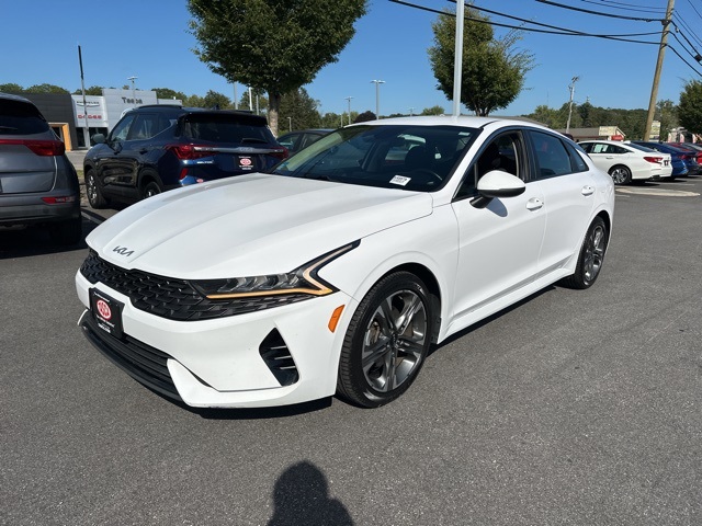 2022 Kia K5 LXS photo 3