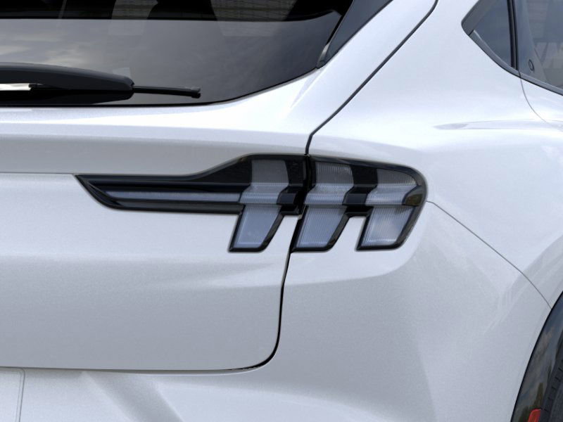 2025 Ford Mustang Mach-E Premium photo 19