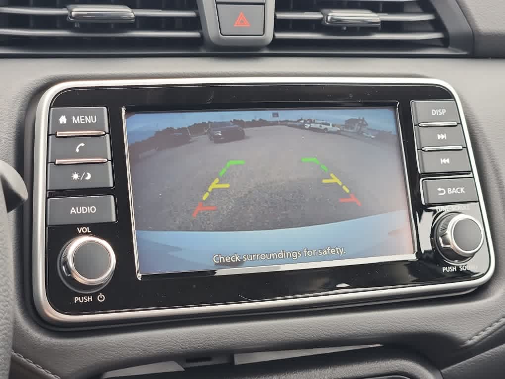 2025 Nissan Versa S photo 14