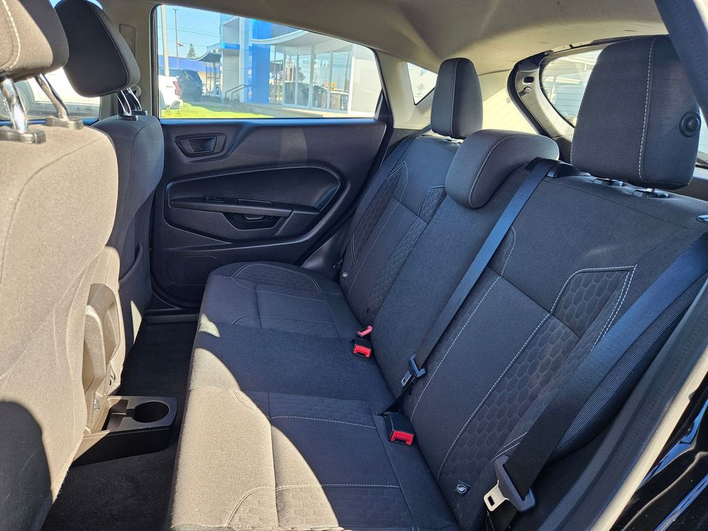 2019 Ford Fiesta SE photo 24