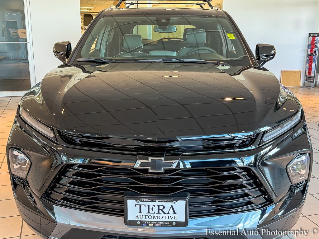 2025 Chevrolet Blazer Premier photo 4