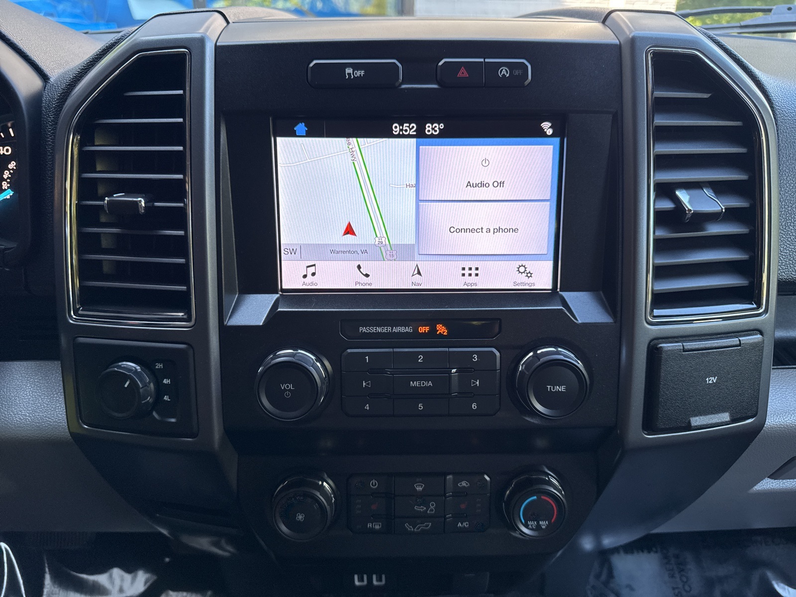 2019 Ford F-150 XLT photo 3