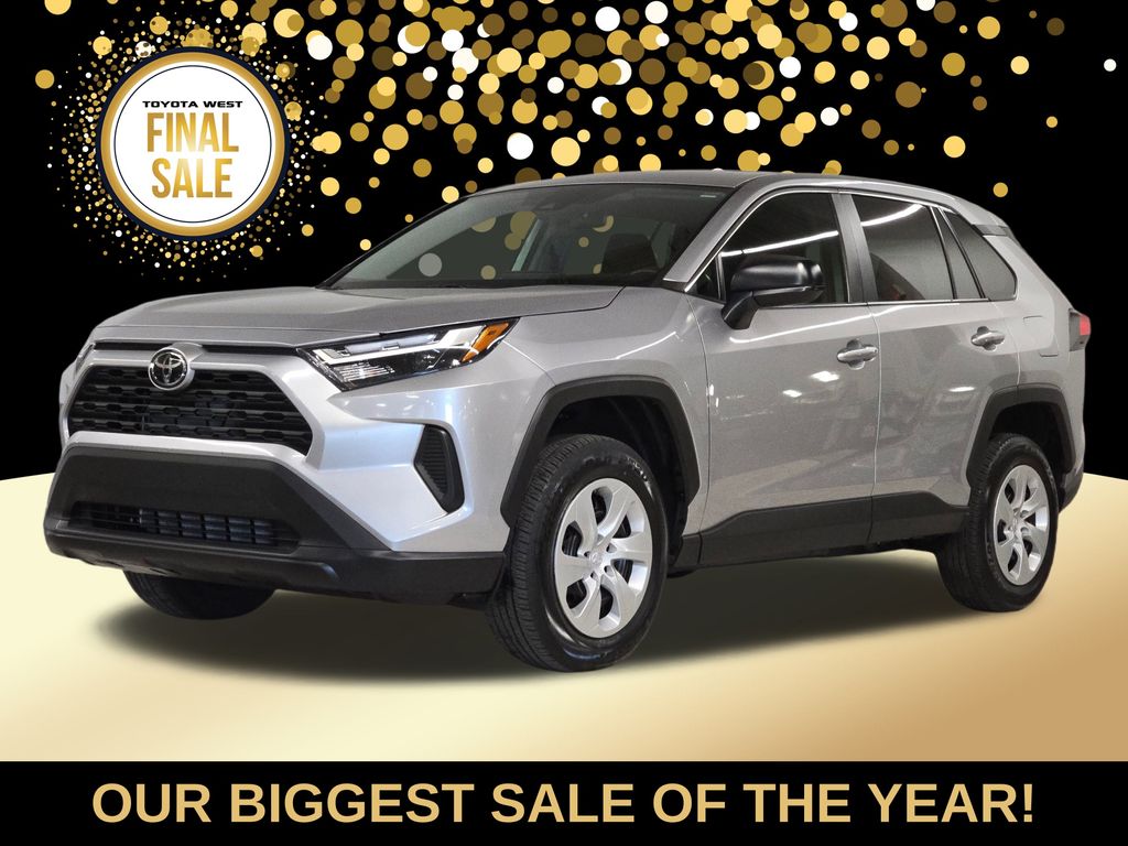 2024 Toyota RAV4 LE's photo