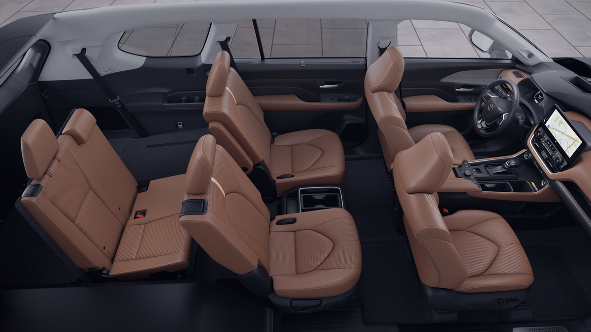 2026 Toyota Grand Highlander Platinum AWD photo 19