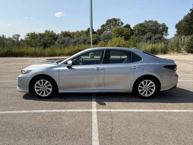 2023 Toyota Camry LE photo 12
