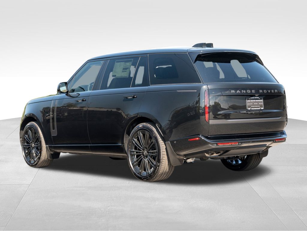 2025 Land Rover Range Rover SE photo 6