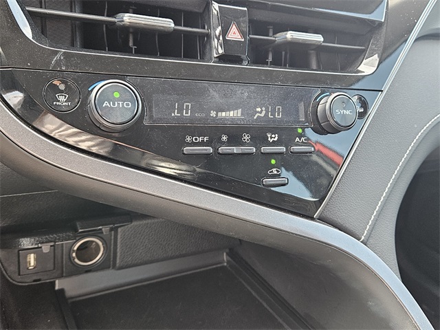 2024 Toyota Camry SE photo 19