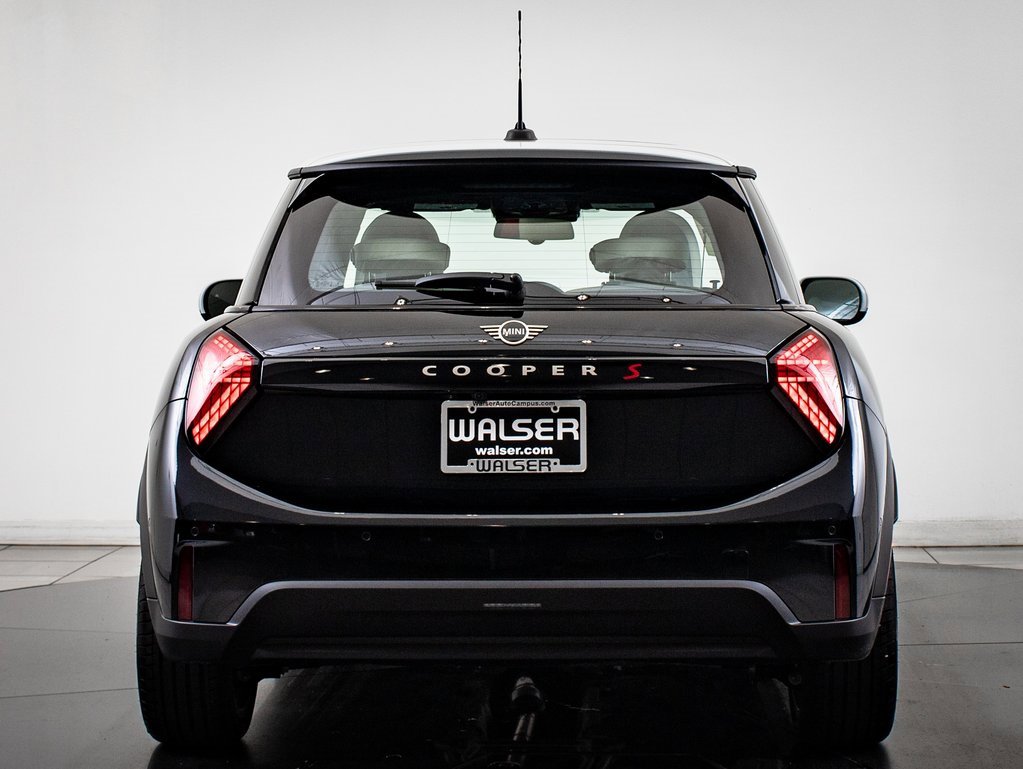 2025 Mini Cooper Hardtop S photo 7