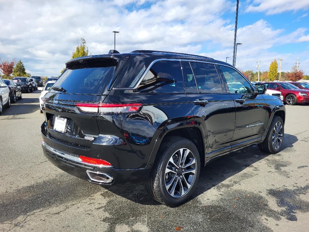 2024 Jeep Cherokee Overland 4xe photo 18