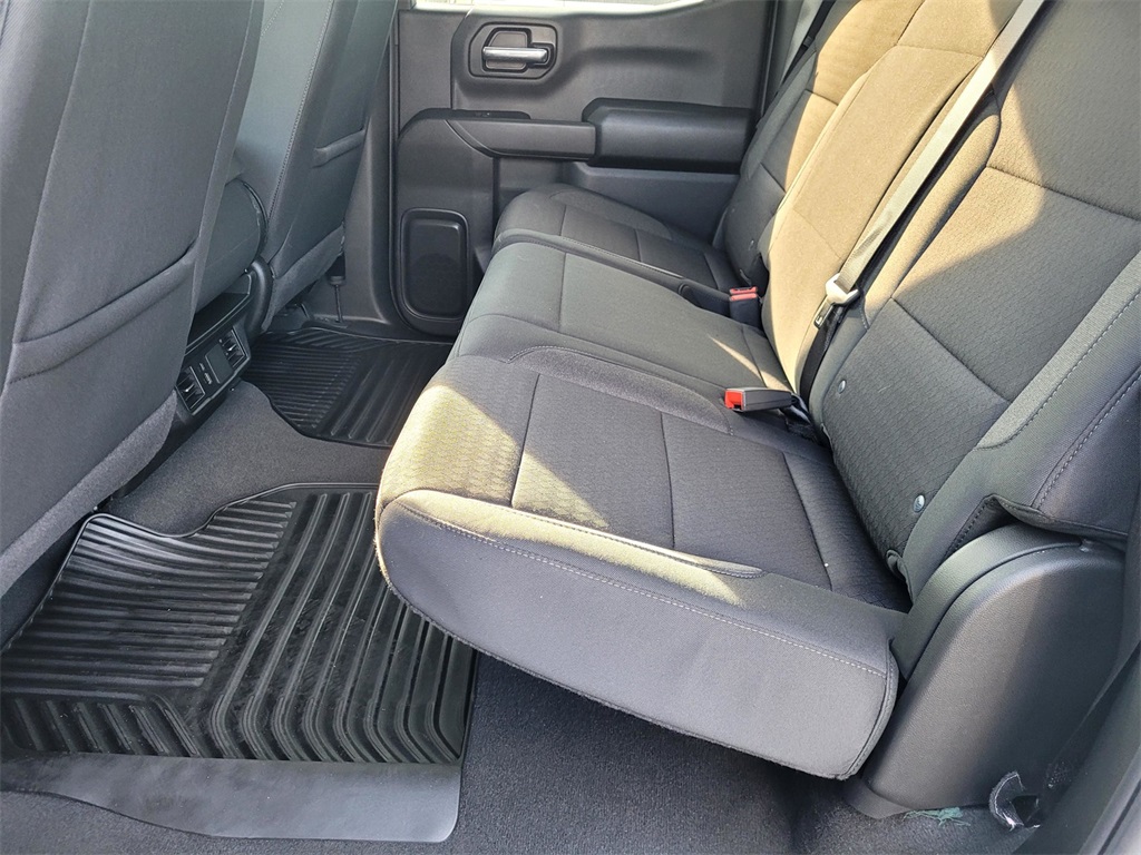 2025 Chevrolet Silverado 1500 Custom photo 14