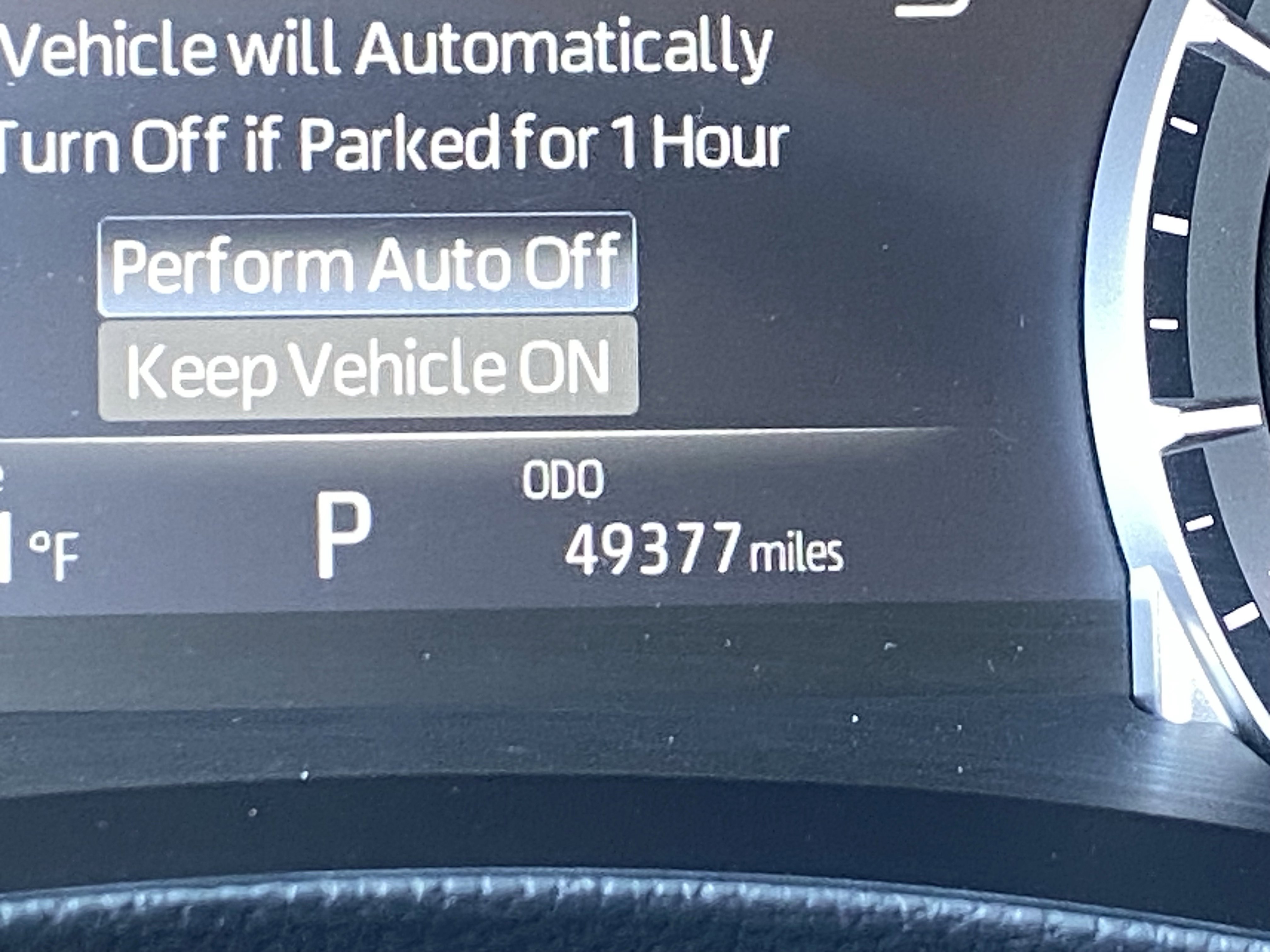 2024 Toyota Highlander LE photo 3