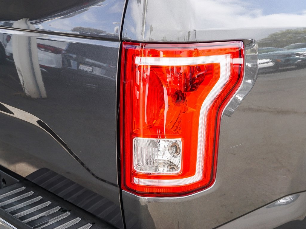 2016 Ford F-150 XLT photo 9