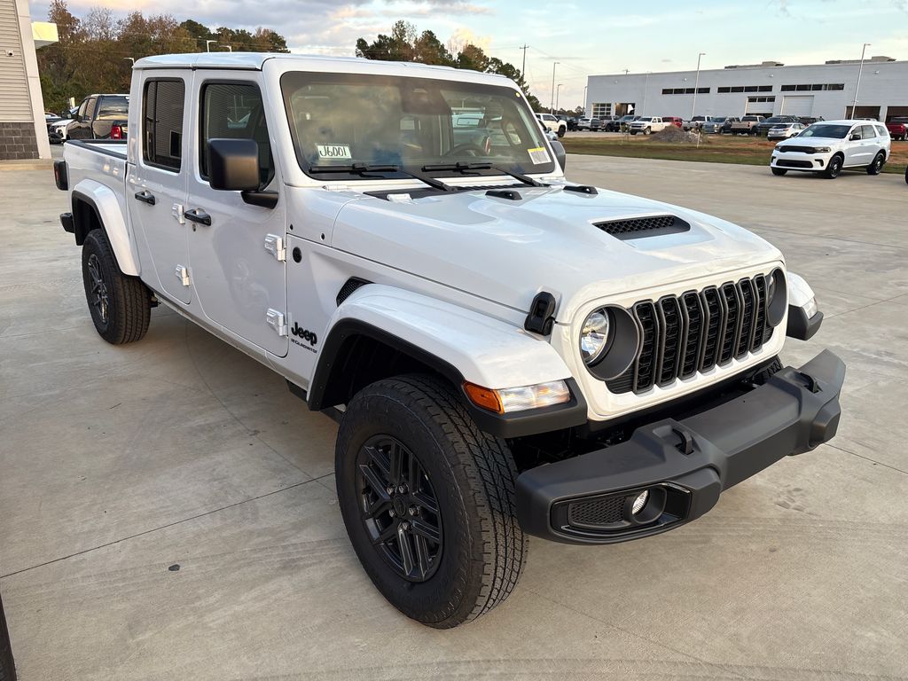 2026 Jeep Gladiator Sport photo 3