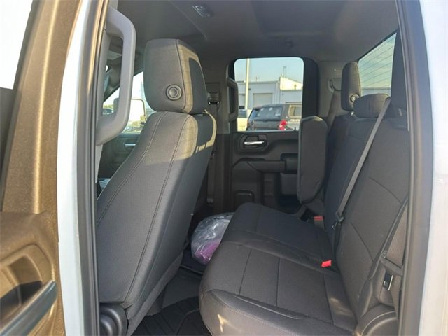 2026 Chevrolet Silverado 2500HD photo 4