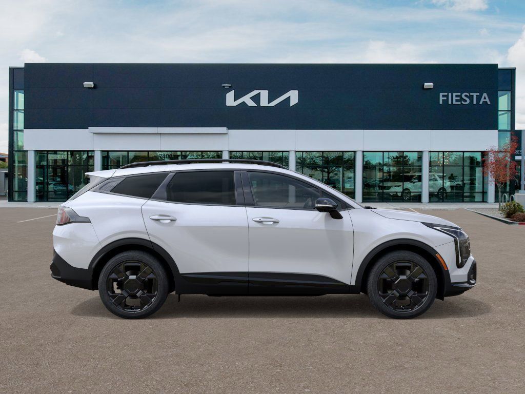 2026 Kia Sportage X-Line photo 7