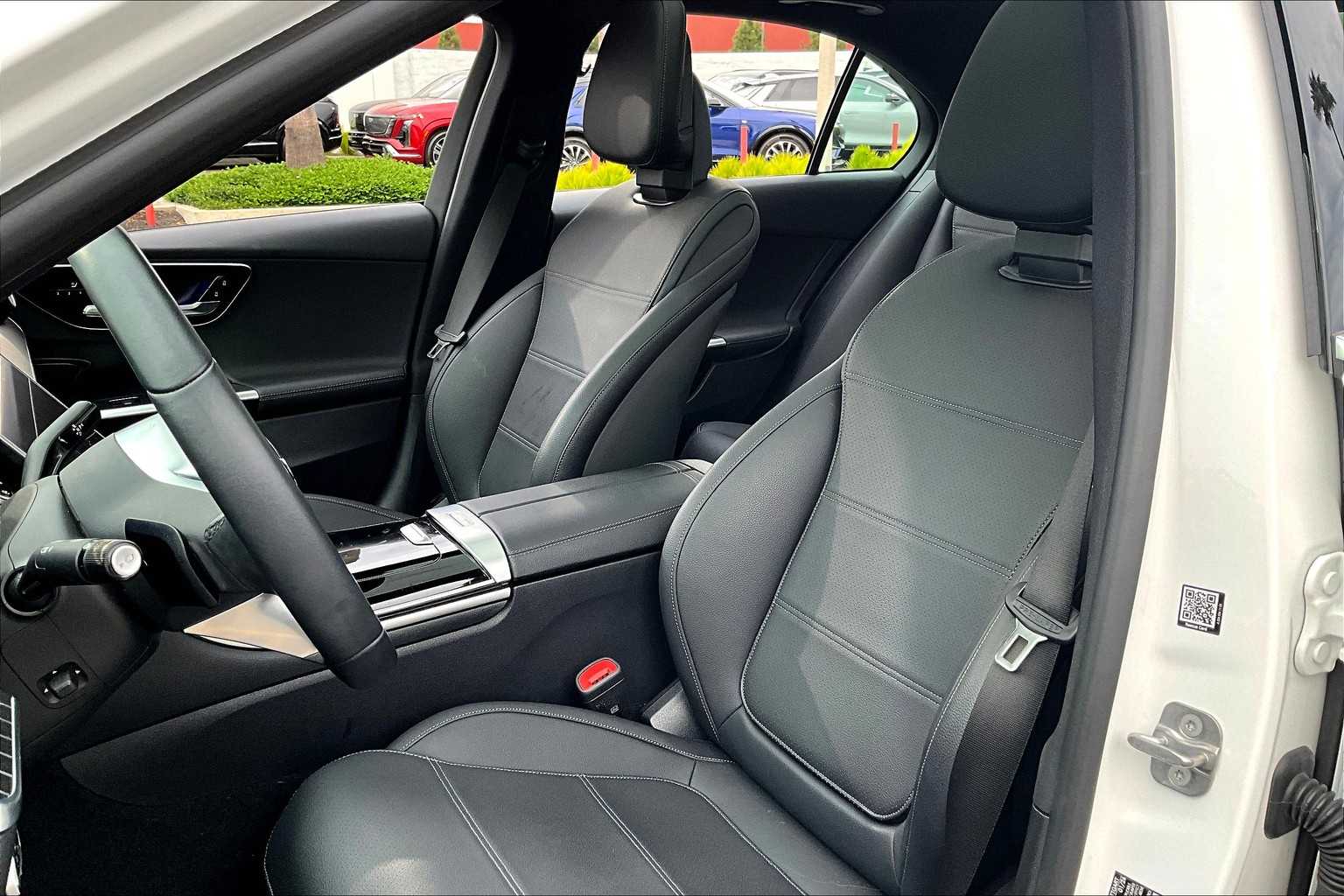 2024 Mercedes Benz C 300 photo 7