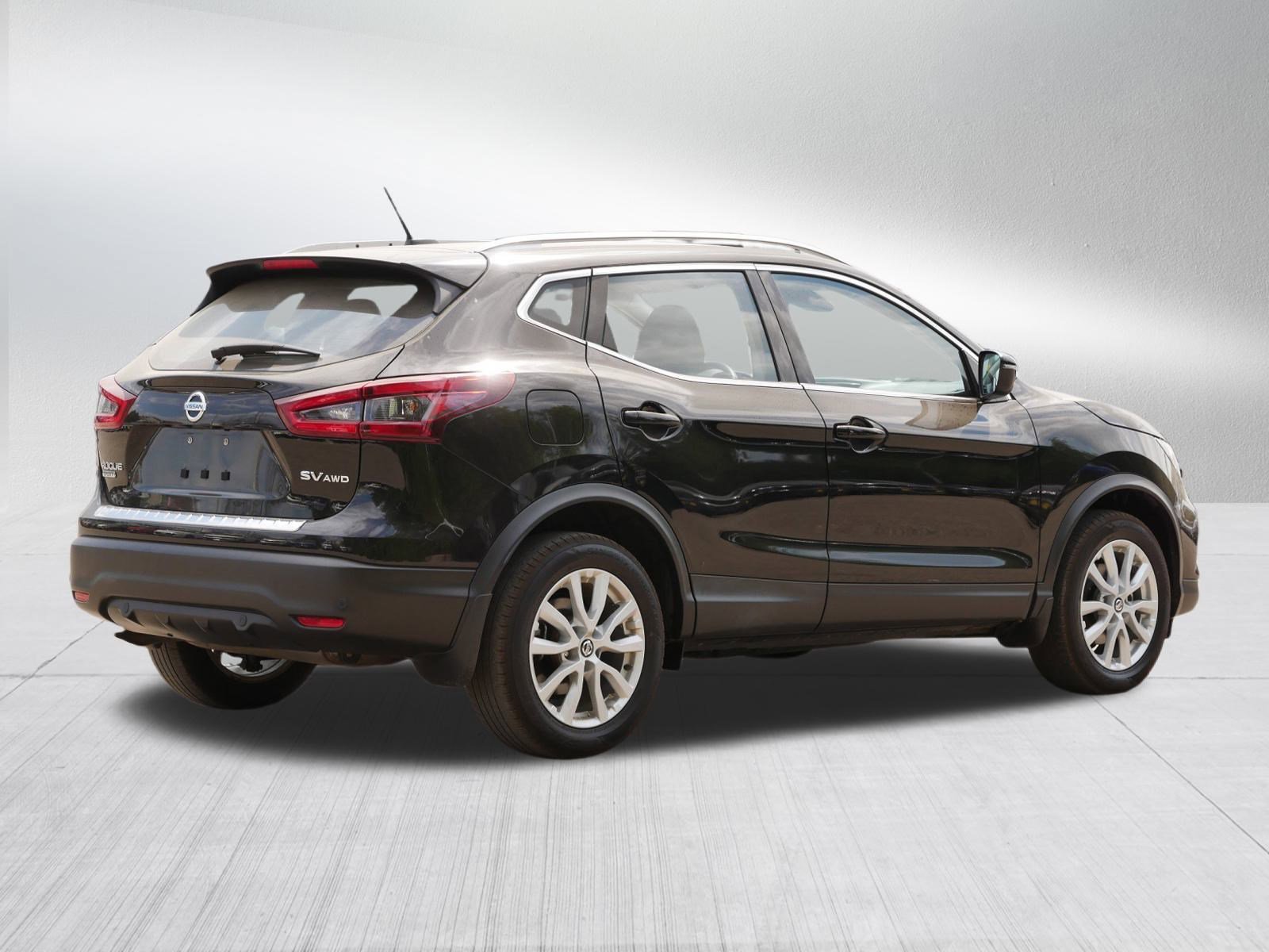 2022 Nissan Rogue Sport SV photo 7