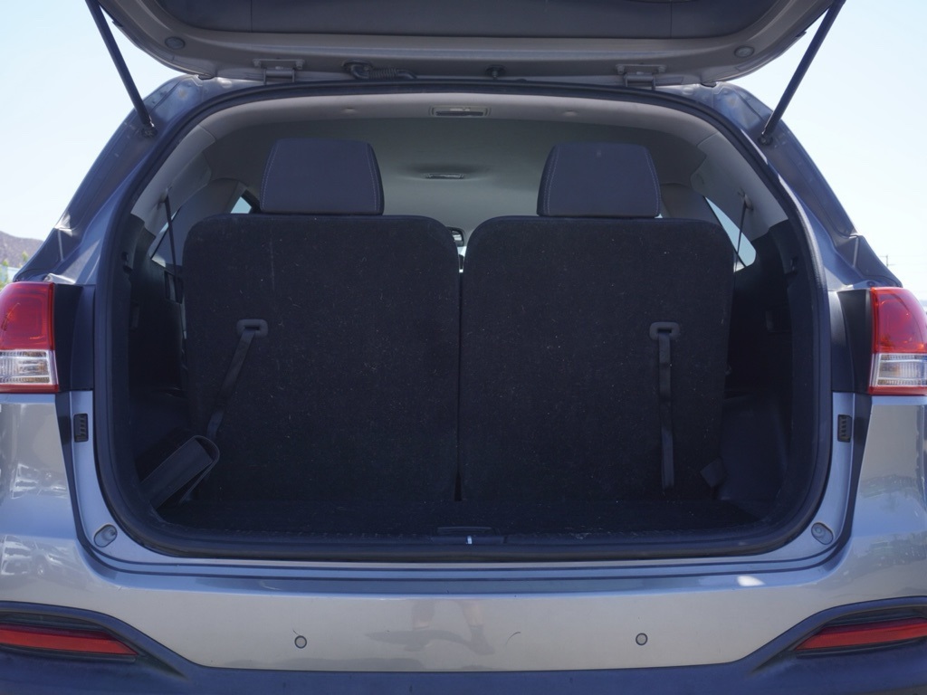 2016 Kia Sorento LX photo 5