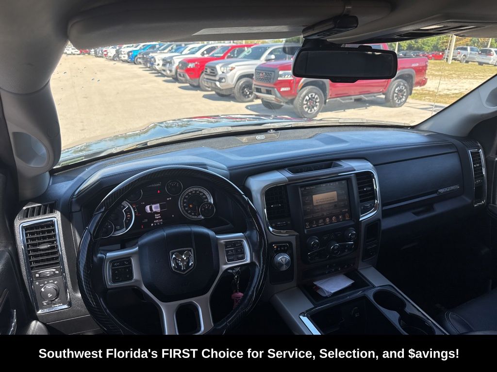 2014 Ram 1500 Laramie photo 4