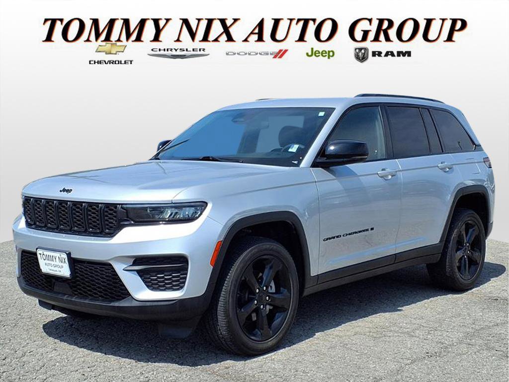 2024 Jeep Grand Cherokee Altitude's photo