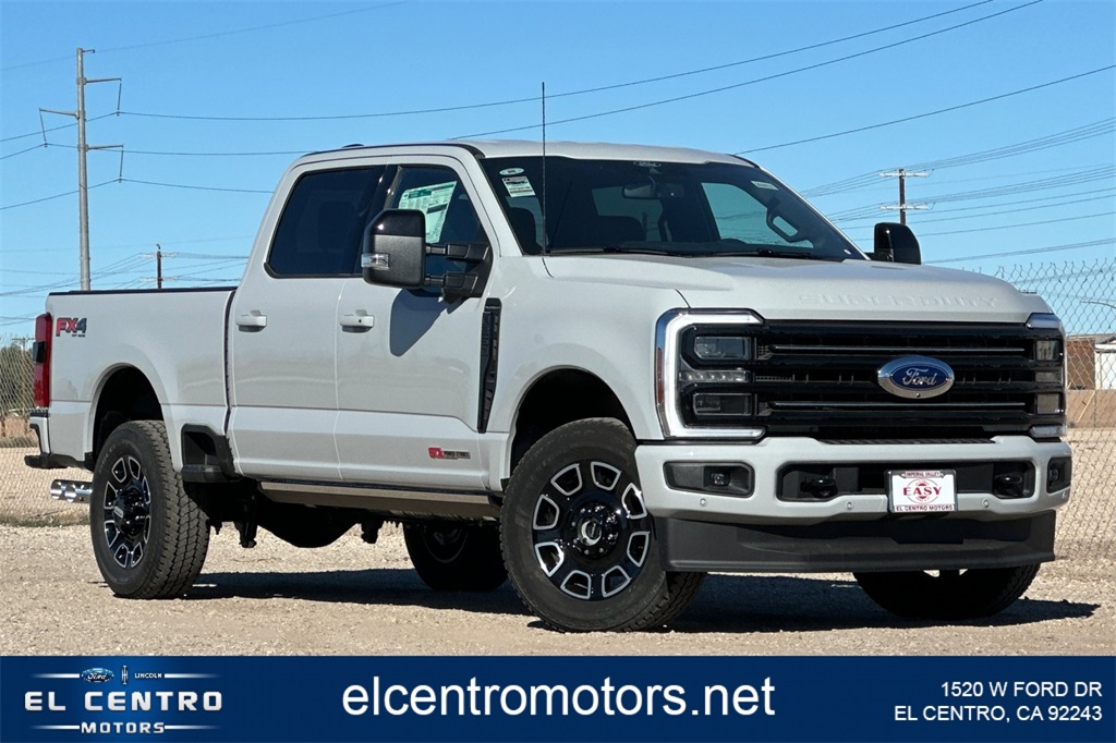 2026 Ford F-350 Super Duty Platinum's photo