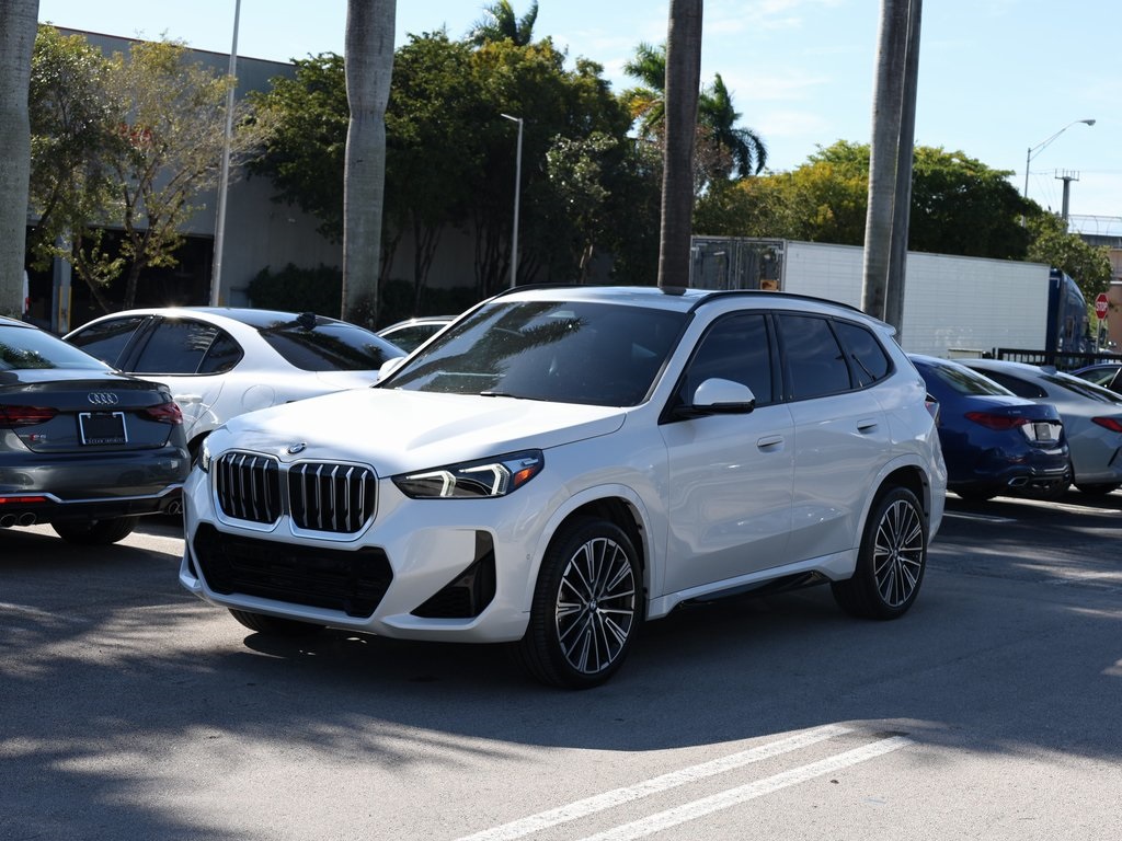 2023 BMW X1 28i