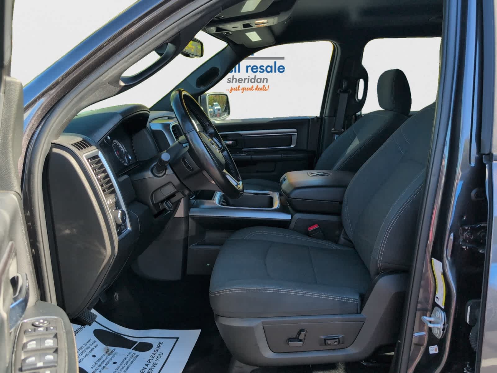 2022 Ram 1500 Classic Warlock photo 10