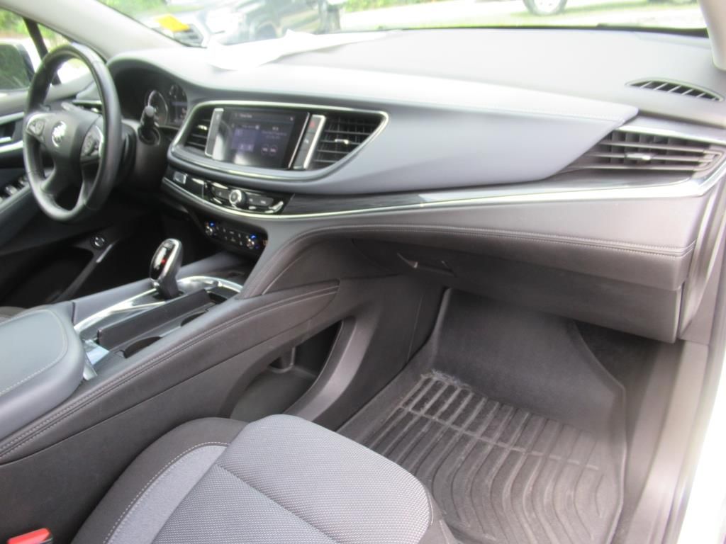 2021 Buick Enclave Preferred photo 10