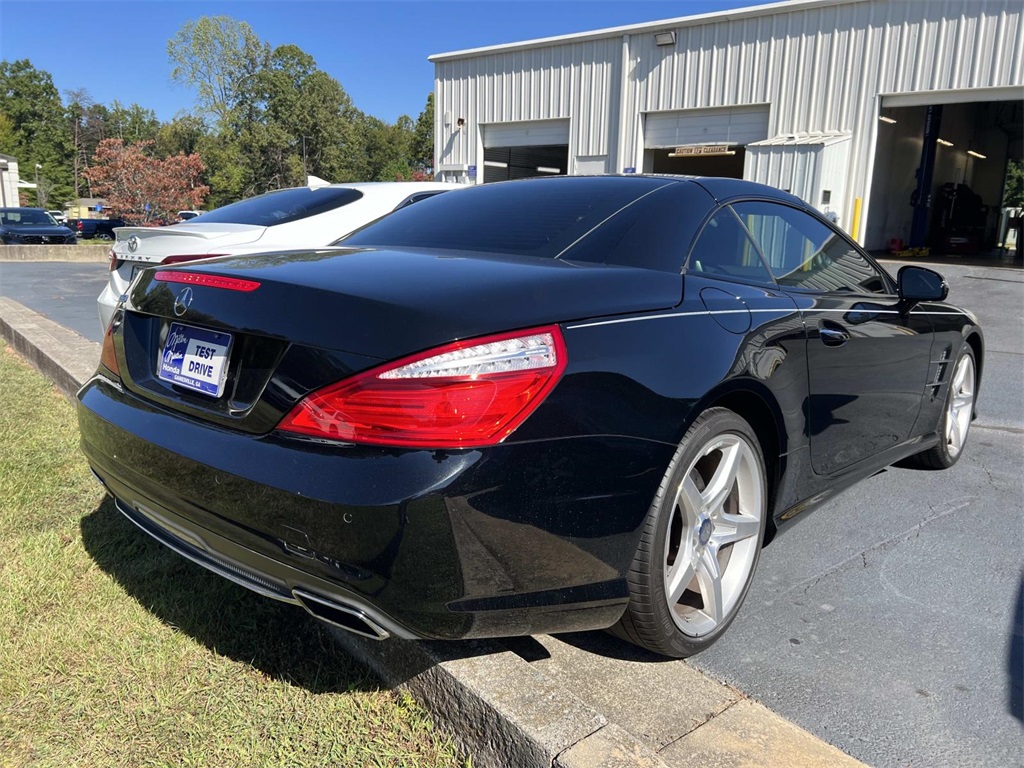 2015 Mercedes Benz SL 550 photo 4