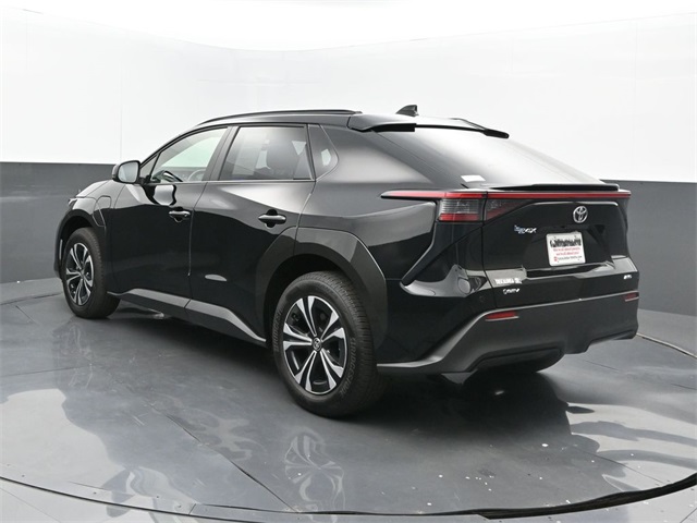 2025 Toyota bZ4X XLE photo 3