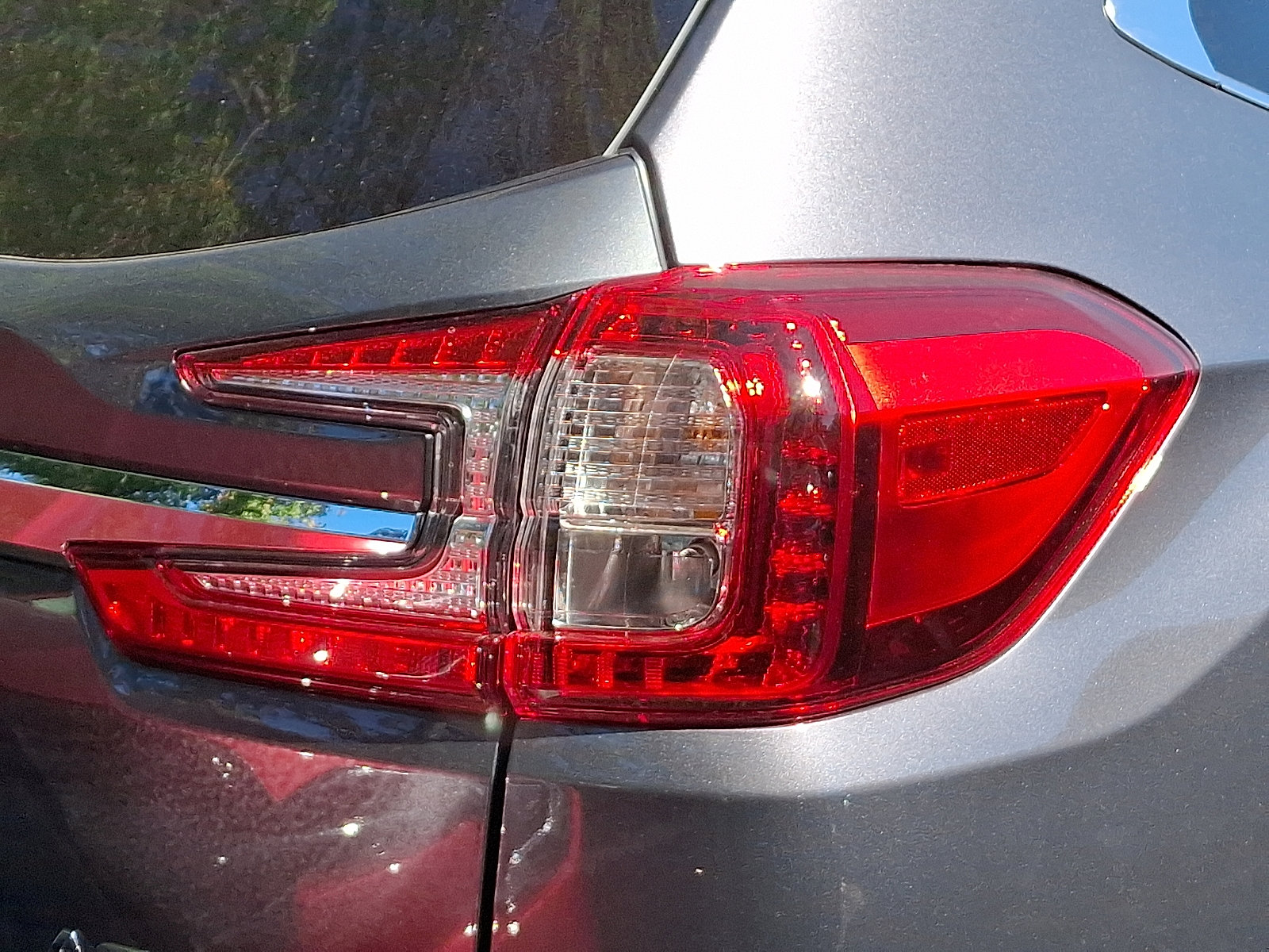2025 Subaru Ascent Touring photo 3