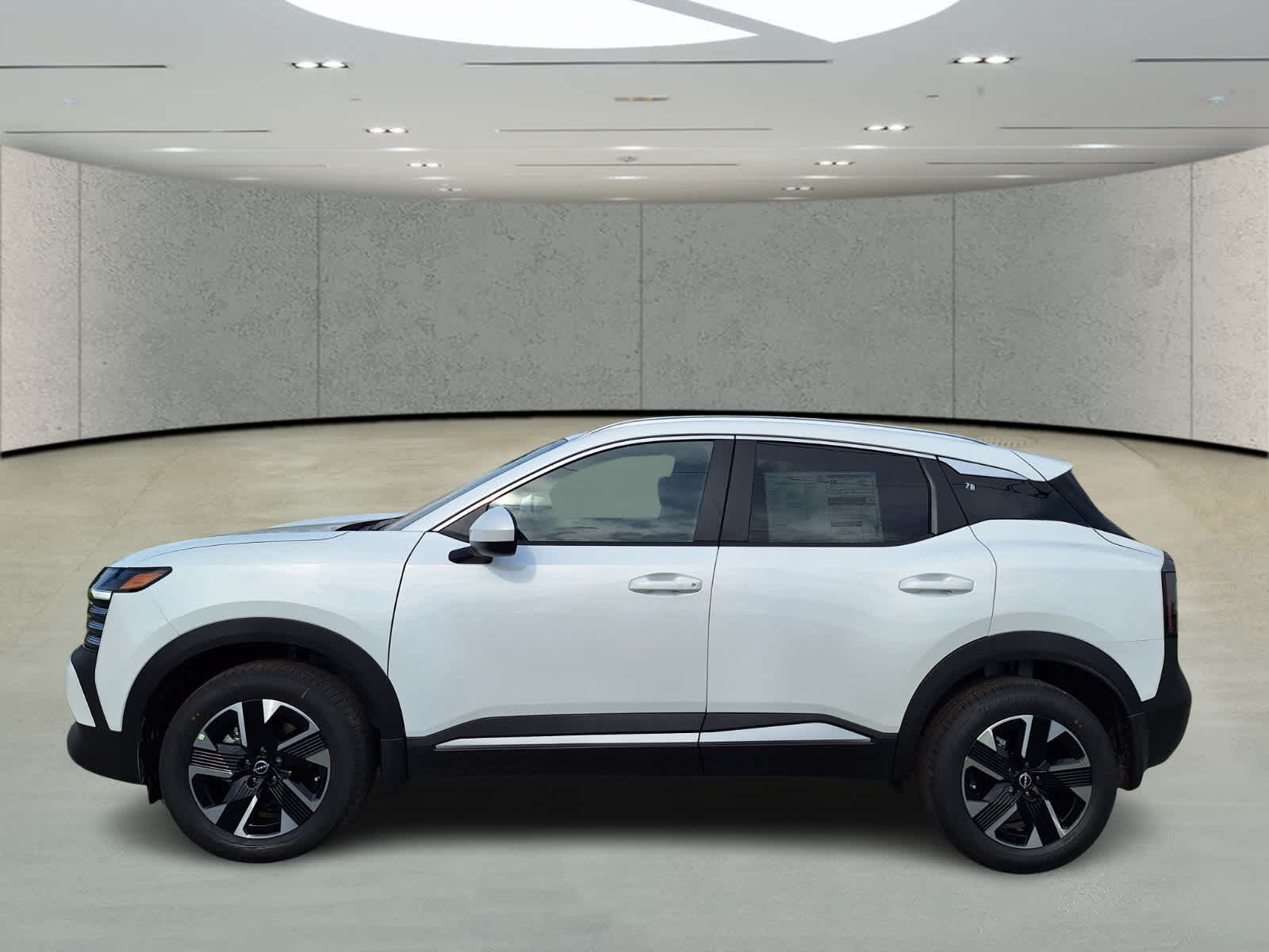 2025 Nissan Kicks SV photo 2