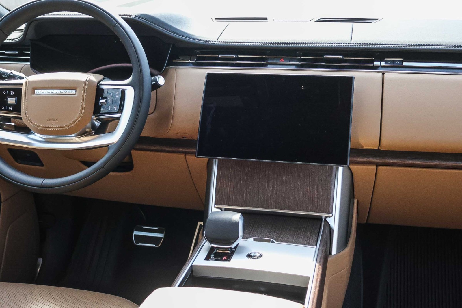 2025 Land Rover Range Rover SE photo 15
