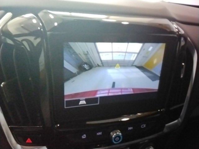 2023 Chevrolet Traverse Leather photo 2