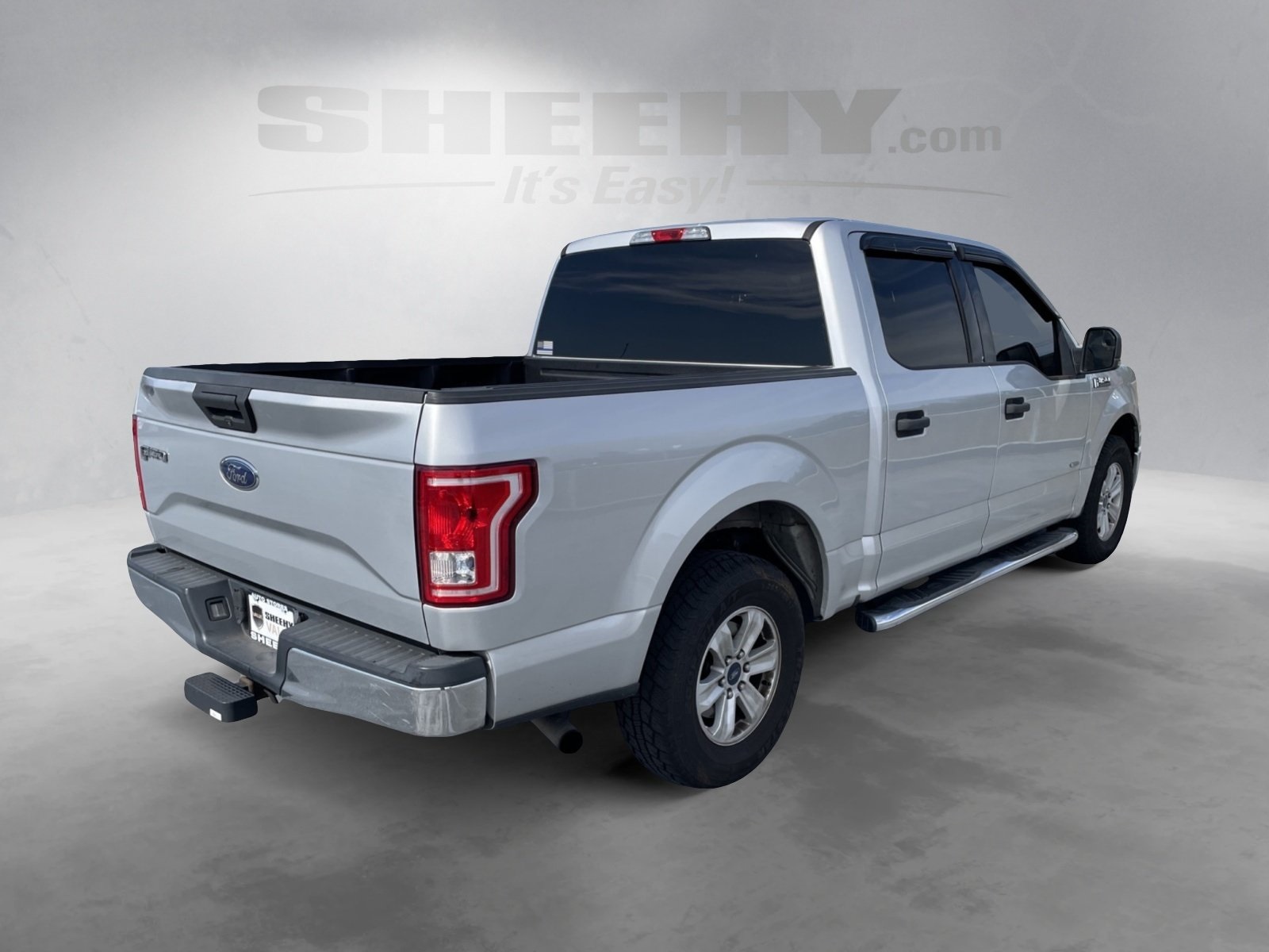 2015 Ford F-150 XLT photo 3