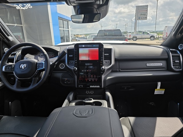 2025 Ram 2500 Laramie photo 29
