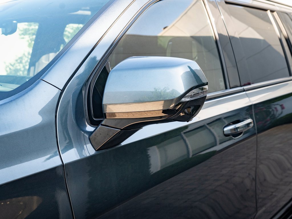 2021 Cadillac Escalade ESV Sport Platinum photo 13
