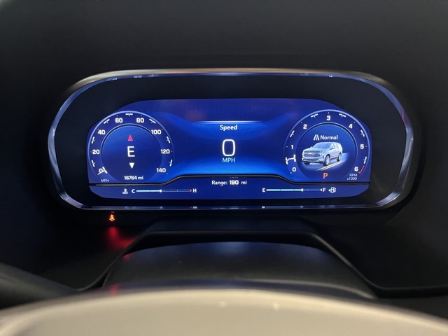 2024 Chevrolet Tahoe Premier photo 4