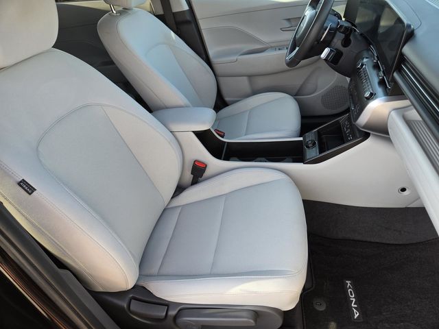 2024 Hyundai Kona SEL photo 24
