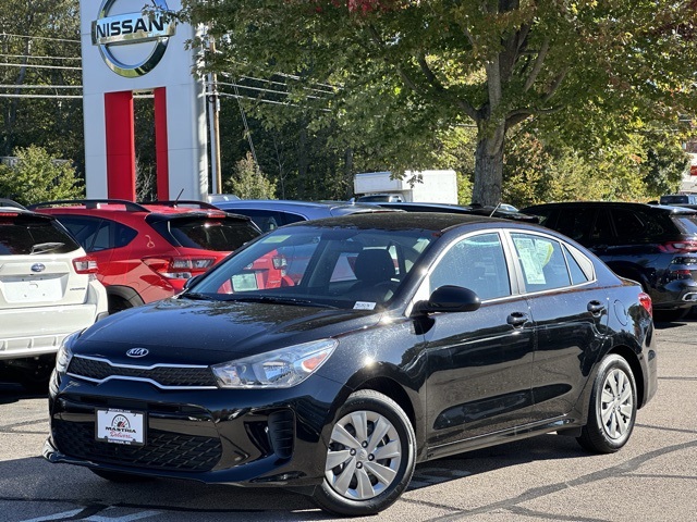 2020 Kia Rio LX photo 3