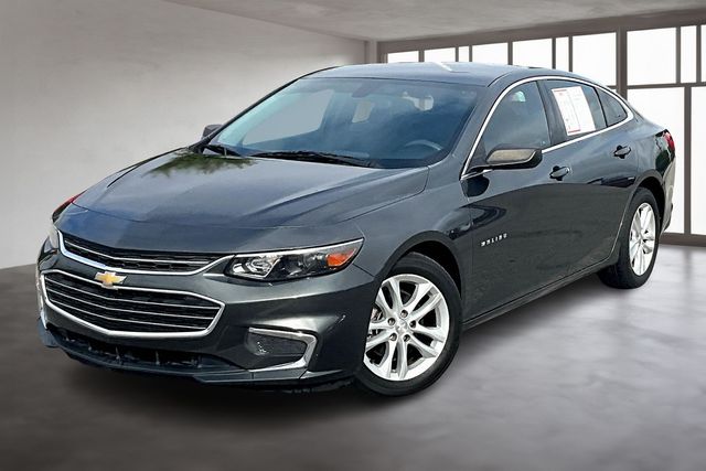 2017 Chevrolet Malibu LS photo 2