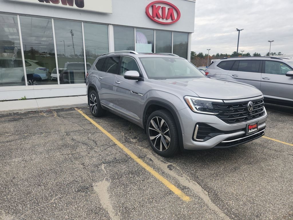 2026 Volkswagen Atlas SEL Premium R-Line's photo