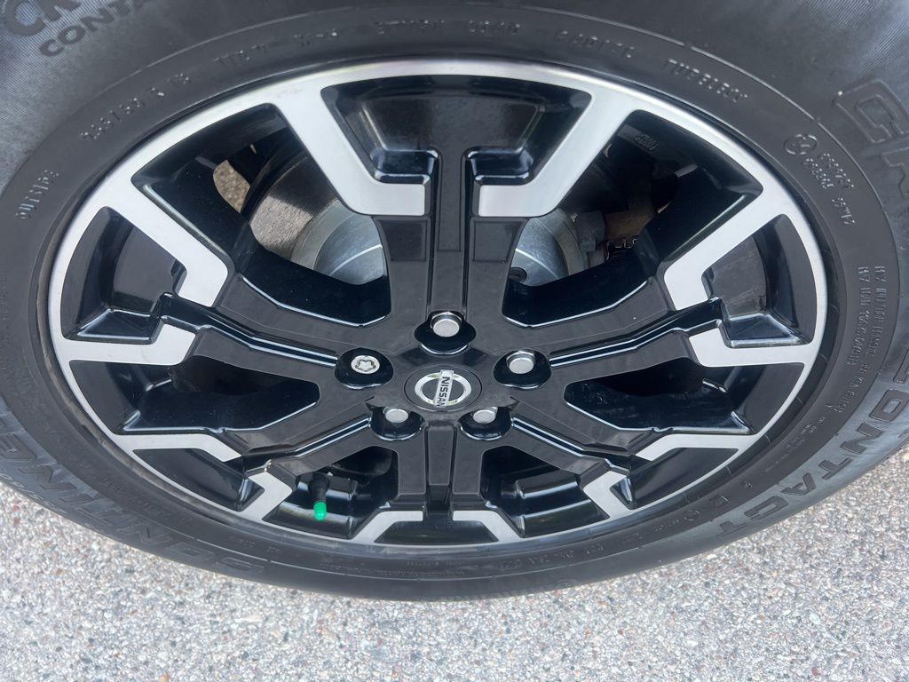 2020 Nissan Pathfinder SL photo 40